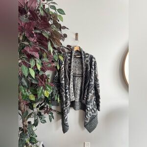 Spiritual gangster Gray and Cream Patterned Cardigan